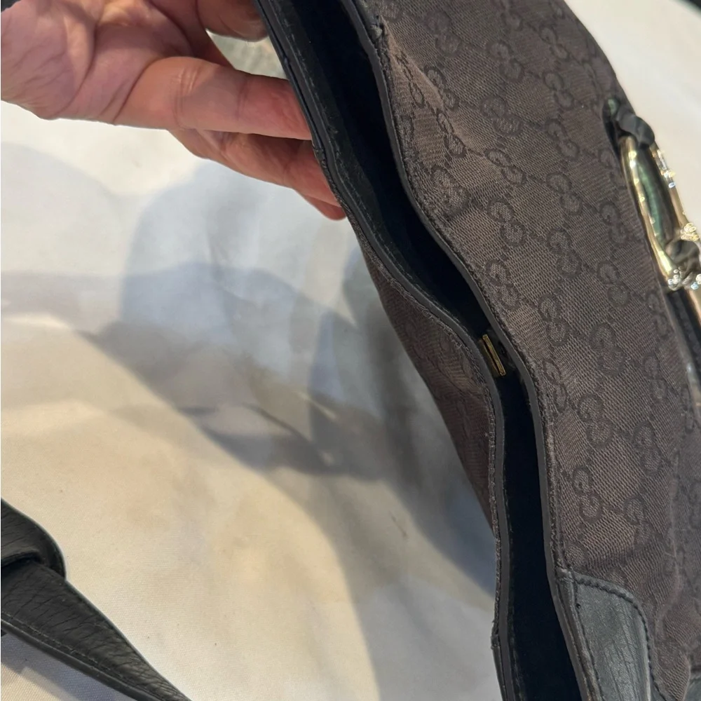 Authentic Gucci Horsebit Hobo Bag - Picture 10 of 16